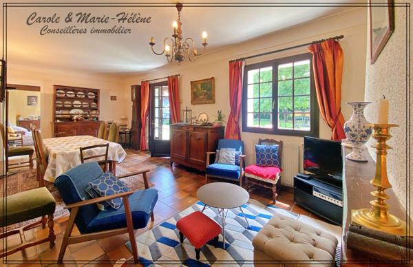 Maison 250 m² – 8 chambres – Piscine – Hangar 100 m² – Terrain 4 263 m² – Estillac