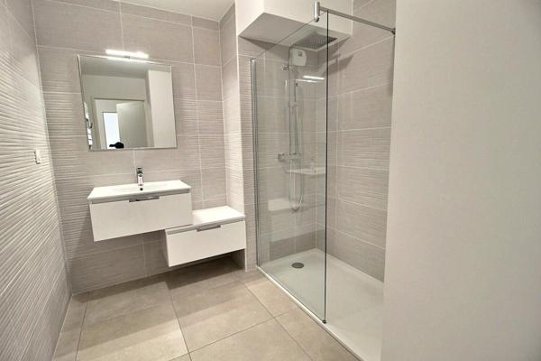 Appartement à louer    4 pièces • 88 m2 Neuvecelle