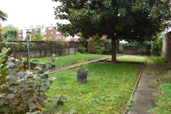 Maison de charme en pierre de 100 m² au cœur de Sablé-sur-Sarthe