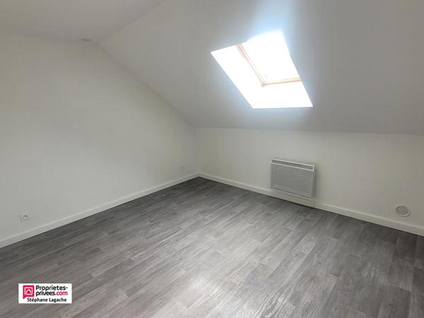 Maison Ourton 5 pièce(s) 95 m2 avec cour et garage