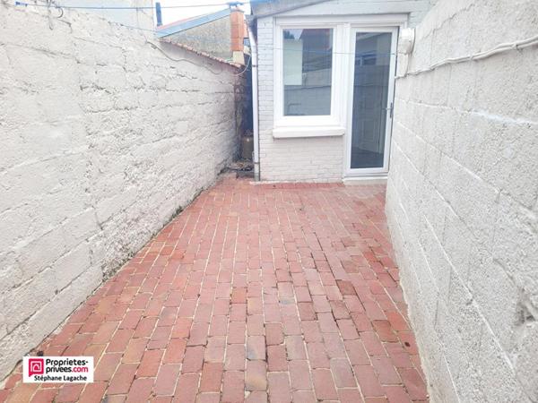 Maison Ourton 5 pièce(s) 95 m2 avec cour et garage