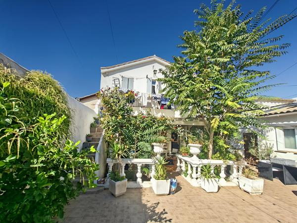 Maison Marseille 12 pièce(s) 360 m2