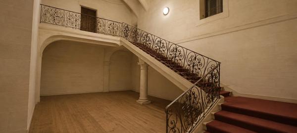 CENTRE SOMMIERES ,  FONDS DE COMMERCE +MURS + APPARTEMENT A SAISIR!