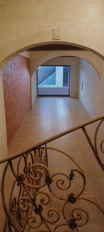 CENTRE SOMMIERES ,  FONDS DE COMMERCE +MURS + APPARTEMENT A SAISIR!