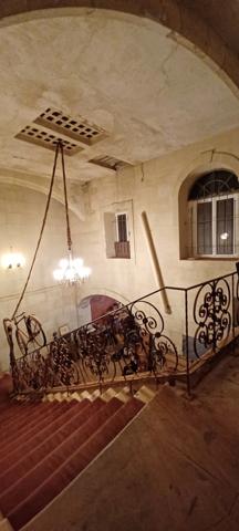 CENTRE SOMMIERES ,  FONDS DE COMMERCE +MURS + APPARTEMENT A SAISIR!