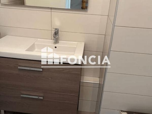 Location Appartement 6 pièces 114.7 m² - Saint Etienne 42000