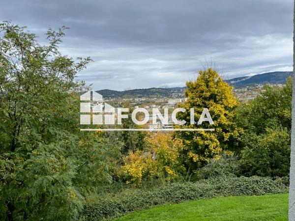 Location Appartement 6 pièces 114.7 m² - Saint Etienne 42000