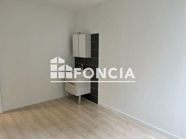 Location Appartement 6 pièces 114.7 m² - Saint Etienne 42000