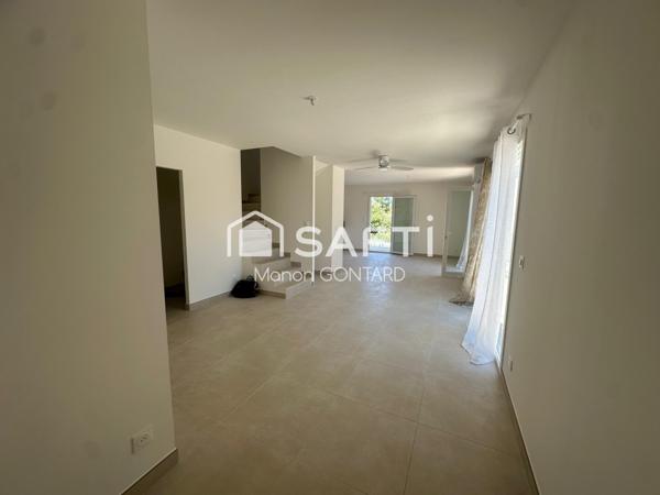 Maison neuve, dépendance, piscine – La Farlède