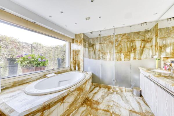 Vente Hôtel particulier Neuilly-sur-Seine 9 Pièces 335 m²