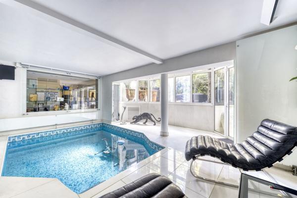 Vente Hôtel particulier Neuilly-sur-Seine 9 Pièces 335 m²