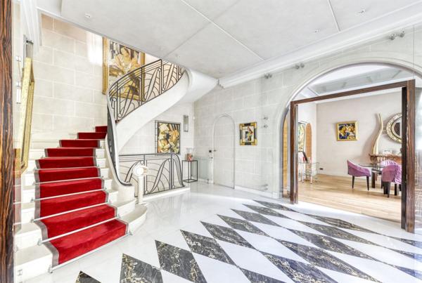 Vente Hôtel particulier Neuilly-sur-Seine 9 Pièces 335 m²