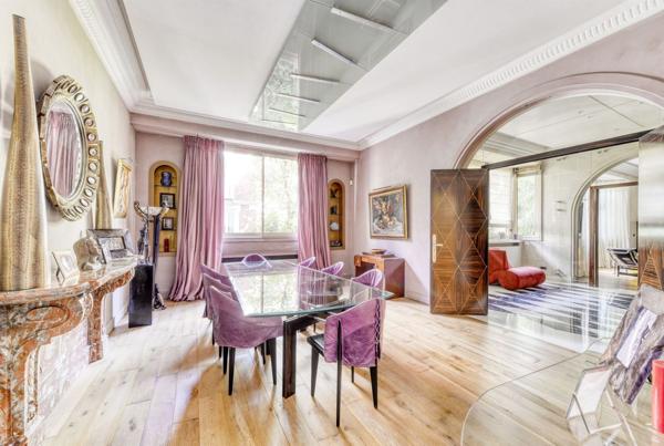 Vente Hôtel particulier Neuilly-sur-Seine 9 Pièces 335 m²