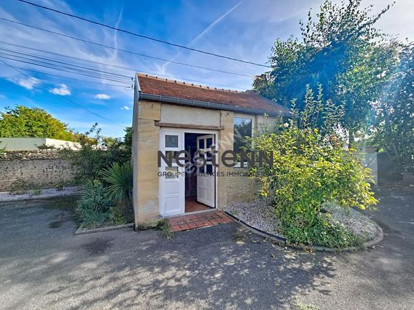 Maison de caractère en pierre ? Le charme de l'ancien, la mer à proximité.