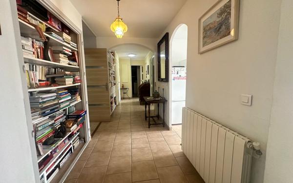 Appartement à vendre    6 pièces •  Toulon