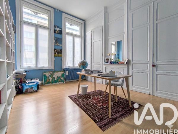 Maison à vendre 9 pièces 250 m² Armentières