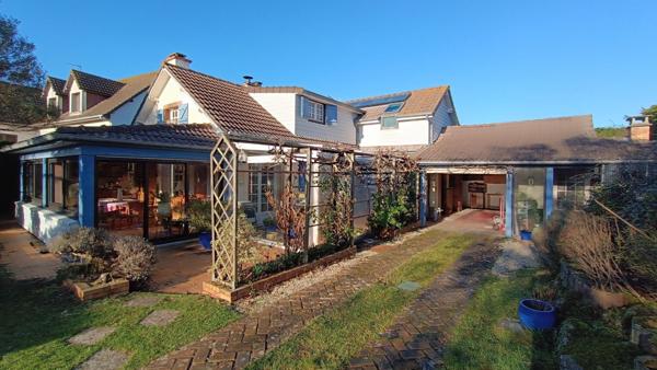 Maison de 110m² - 7 pièces - 4 chambres