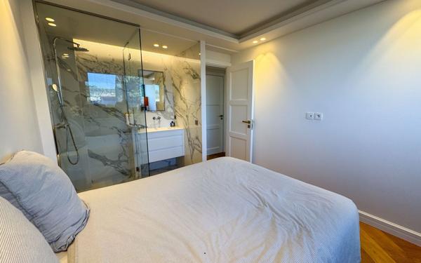 Appartement à vendre    3 pièces • 74,04 m2 Le Cannet