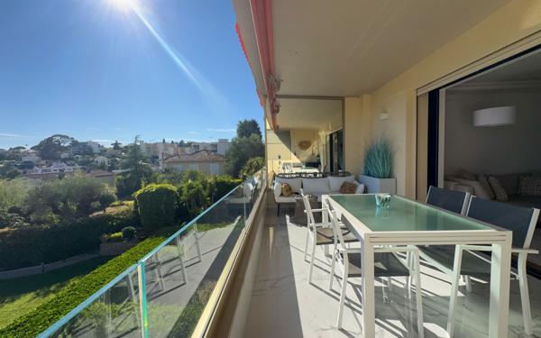 Appartement à vendre    3 pièces • 74,04 m2 Le Cannet