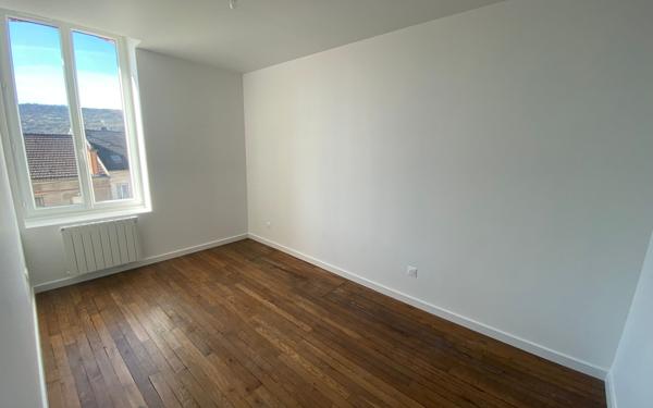 Appartement à vendre    3 pièces •  Neuves-Maisons