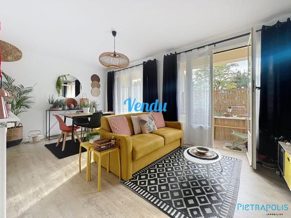 Bel appartement de type T3 avec balcon et place de stationnement