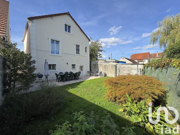 Maison à vendre 5 pièces 107 m² Champs-sur-Marne