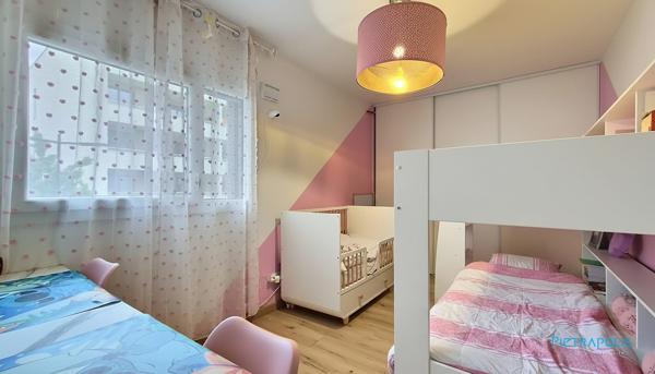 Appartement T4 de 82 m² avec balcon et parking