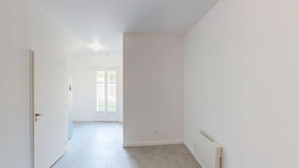 À louer  Maison de ville T3 neuf avec garage et terrasse