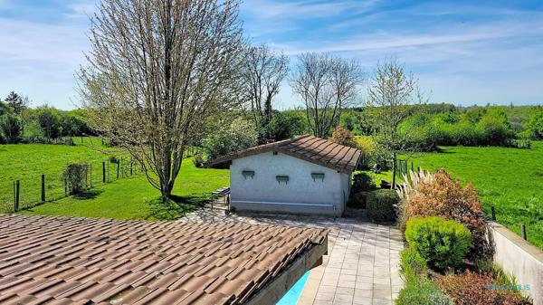 Maison familliale au calme - 3 Chambres - Piscine -