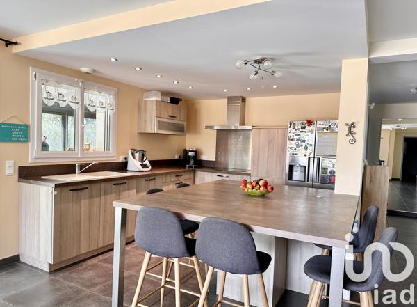 Maison à vendre 10 pièces 230 m² La Bâtie-Neuve