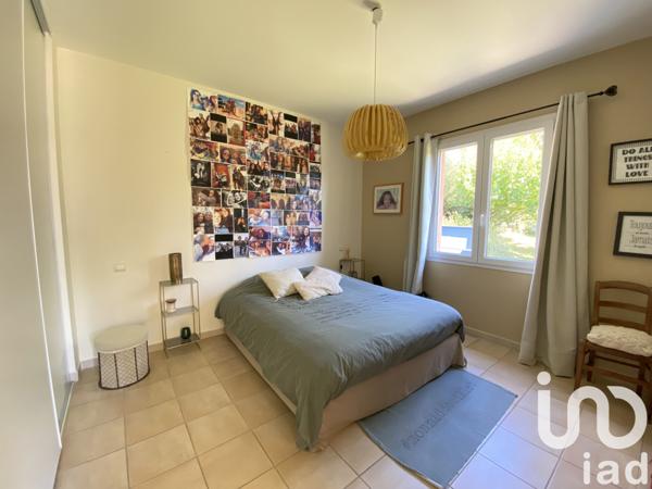 Maison à vendre 6 pièces 158 m² Eyguières