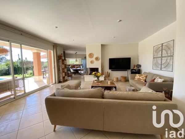 Maison à vendre 6 pièces 158 m² Eyguières