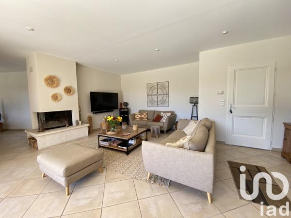 Maison à vendre 6 pièces 158 m² Eyguières