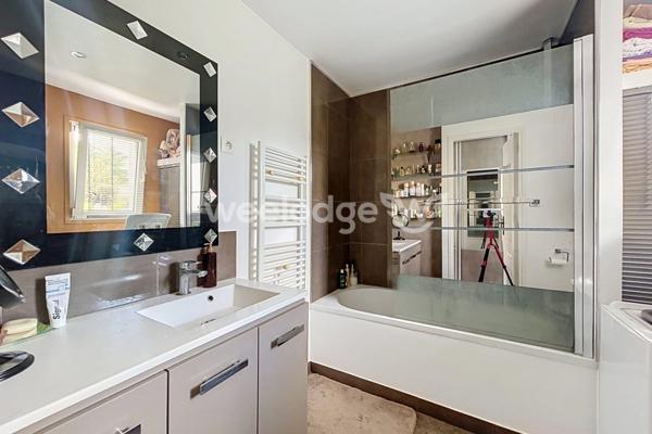 Maison à vendre 4 pièces de 69,89 m² à Éragny