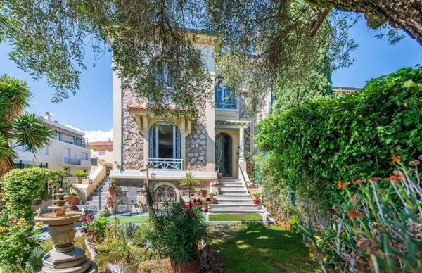 Vente Villa de luxe Nice 6 Pièces 155 m²