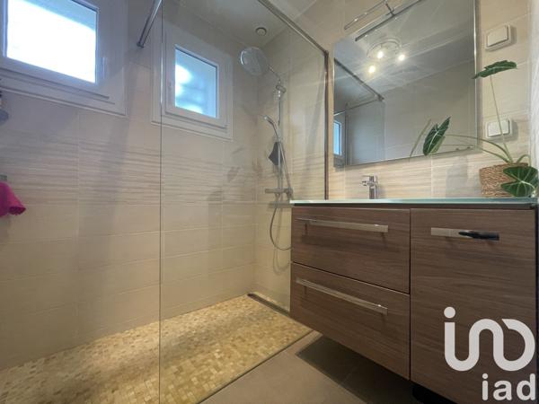 Maison 7 pièces de 172 m² à Villecresnes (94440)