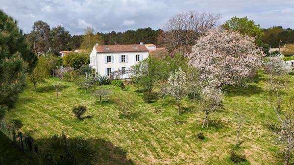Vente Maison de luxe Arvert 6 Pièces 217 m²
