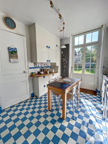 Maison à vendre  9 pièces - 255 m2 DINAN - 22