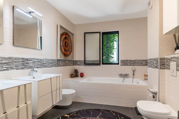 Vente Appartement de luxe Èze 4 Pièces 110 m²