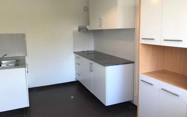 Appartement à louer    2 pièces •  Massy