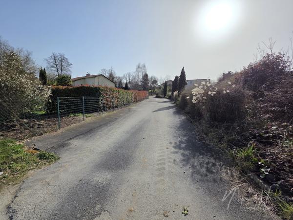 Terrain - 1076 m² Exclusivité efficity