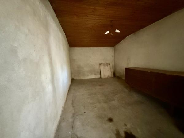 Saint-Vincent-sur-Graon (85540) MAISON À RÉNOVER DE 69M2 SUR 1574M2 DE TERRAIN