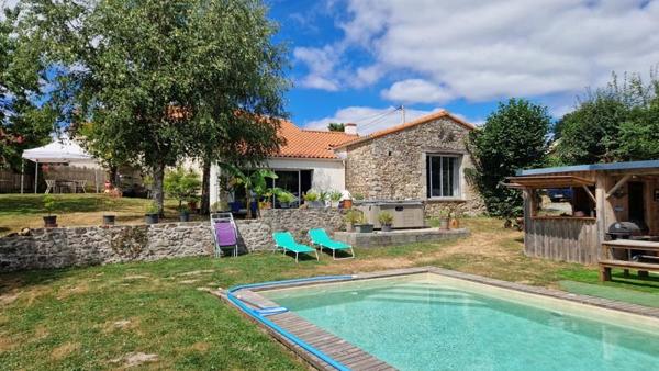 Maison à vendre |  Bellevigny |  6 pièces | 165,2 m²