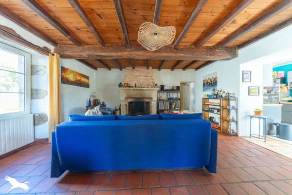 Maison à vendre |  Bellevigny |  6 pièces | 165,2 m²