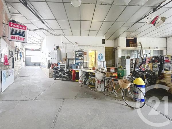 Immeuble à vendre  470 m 2   LANGRES  - 52