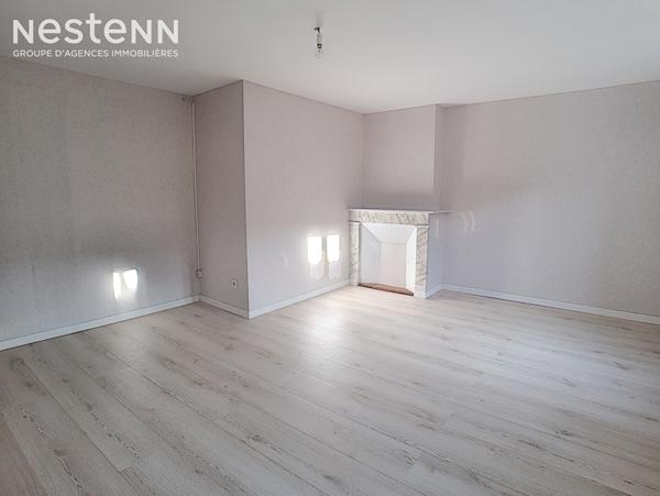 A vendre maison de village de 93m² habitables , trois chambres, terrasse sur la commune de Labastide d'Anjou