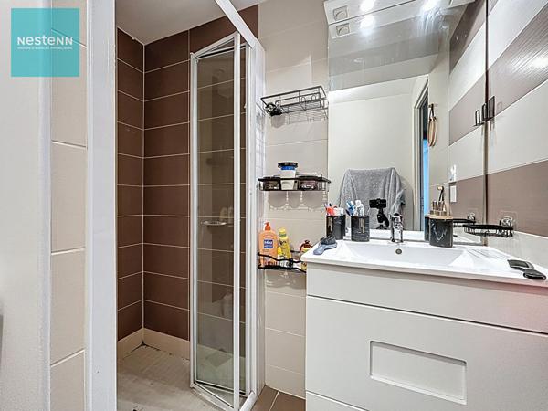 A vendre maison de village de 93m² habitables , trois chambres, terrasse sur la commune de Labastide d'Anjou