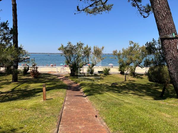 Appartement "pieds dans l'eau" au Moulleau