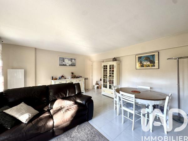 Appartement à vendre 4 pièces 85 m² Mandelieu-la-Napoule