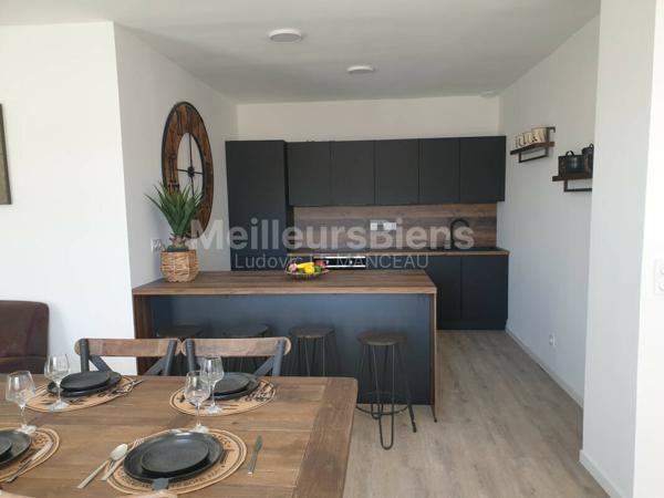 T4 rénové à neuf entrée privative et grande terrasse plein sud